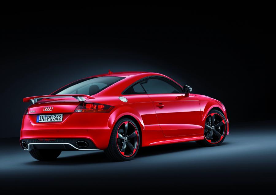  Audi TT RS Plus (8J) 2012 года  (WW) (фото 23 из 37)